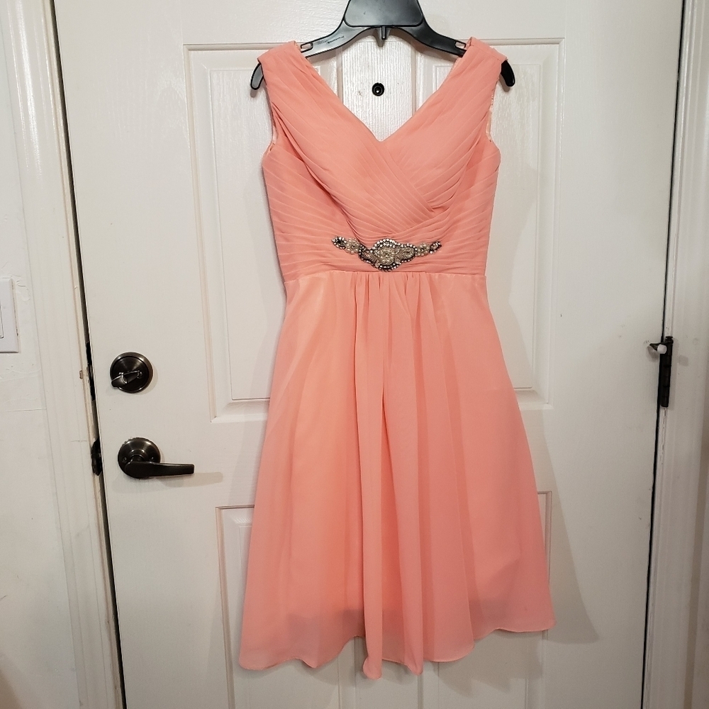 Beautiful spring formal short dress size 2